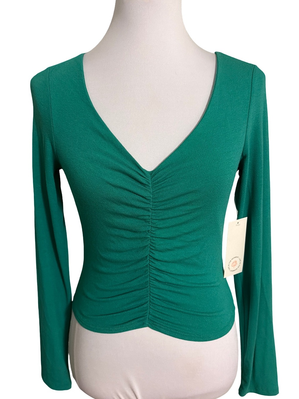 Emerald Green V-Neck Long Sleeve Ruched Crop Top